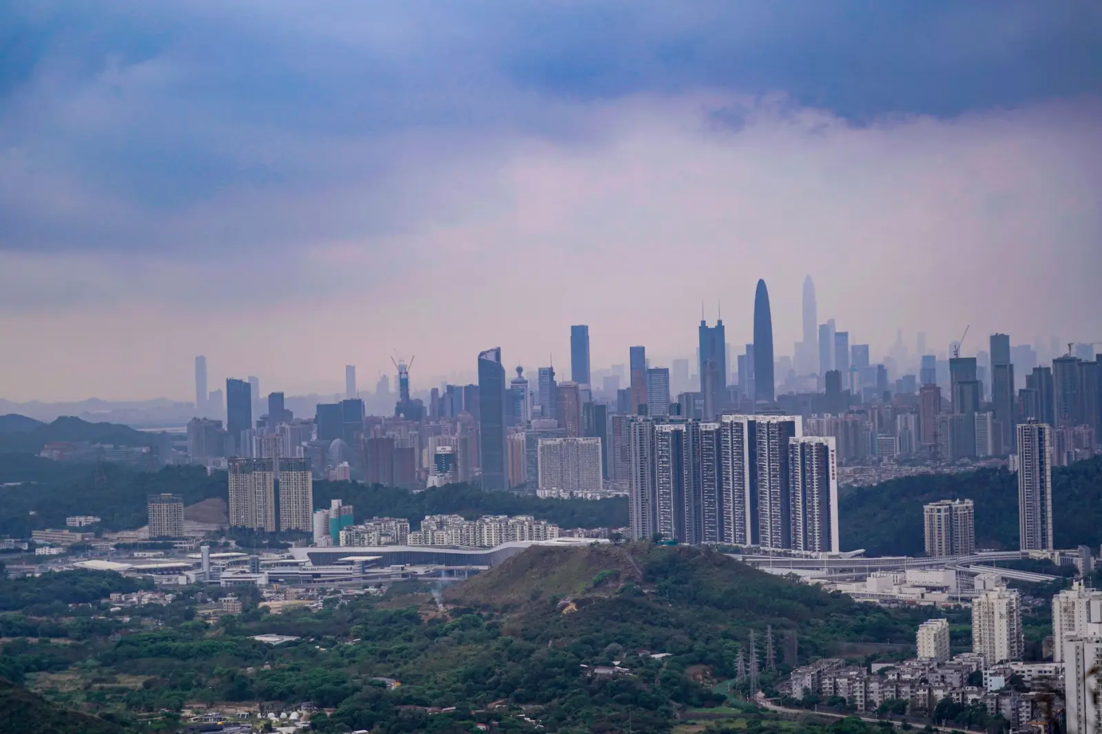 2024深圳智能科技设备选型指南:从系统集成到智慧升级的关键点正文配图 2
